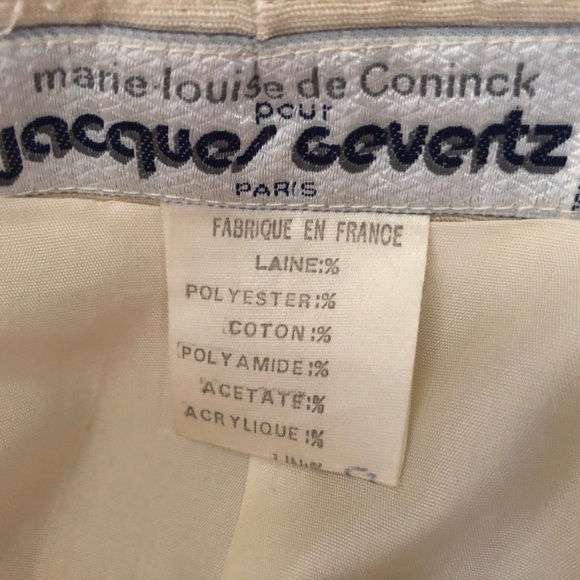 Jacket and skirt suit or separate. Fully lined. - Picture 10 of 11